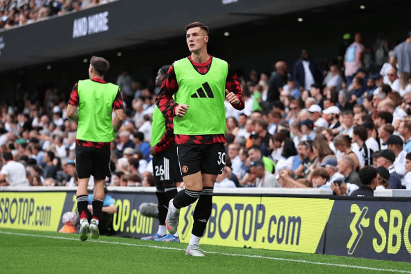 2亿锋线哑火!曼联复兴中道崩殂?