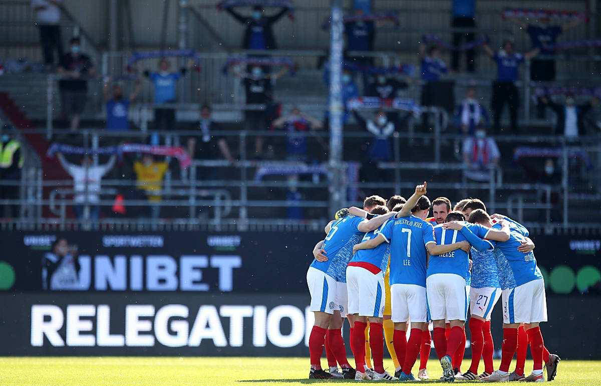 升降级球队对决!比勒菲尔德力争胜利,荷尔斯泰因基尔追赶尾声!