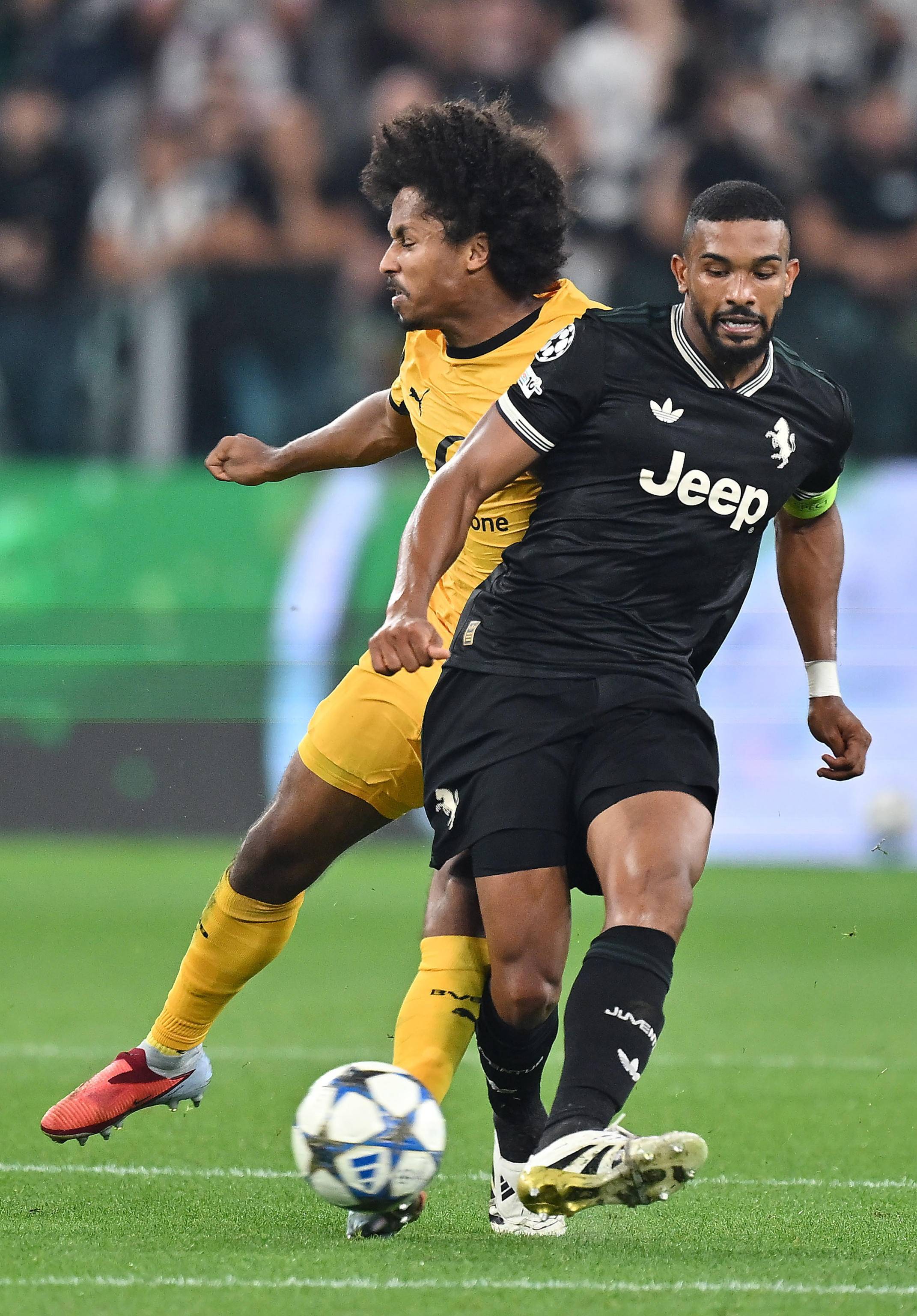 (外代二线)足球——欧冠联赛:尤文图斯战平多特蒙德